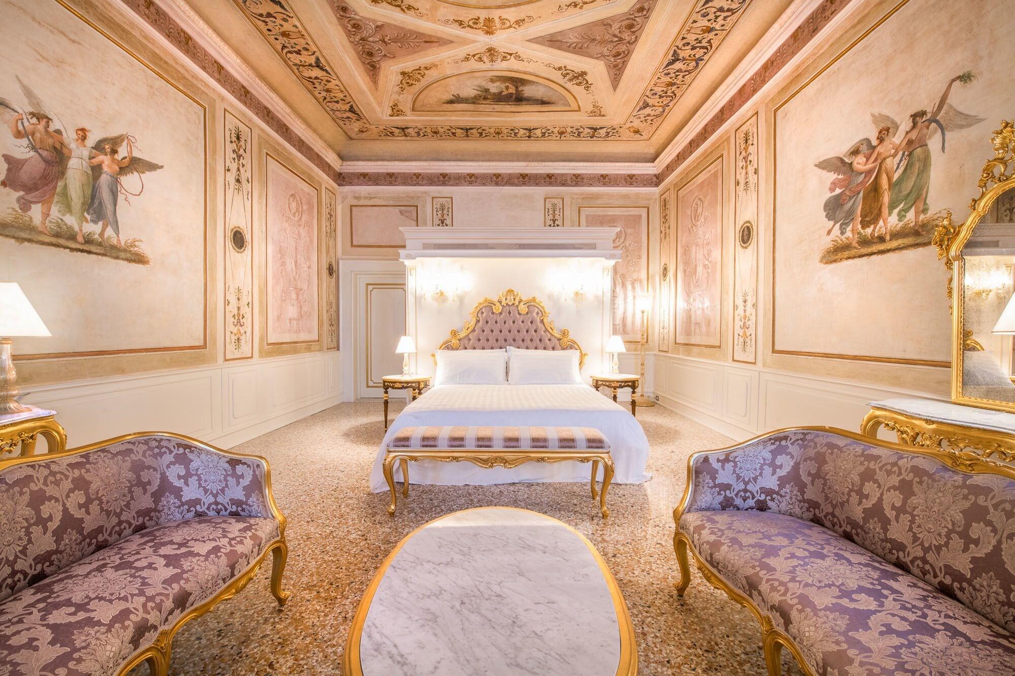 Ca' Bonfadini Historic Experience 5* Venedig